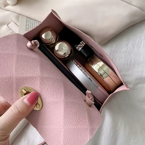 New Small‎ Purses - Picture 9 of 10